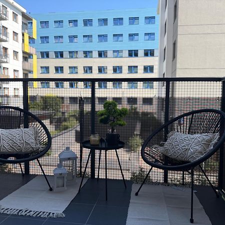 Modern Apartment Near To The Chopin'S Airport Cybernetyki 2A Varsóvia Exterior foto