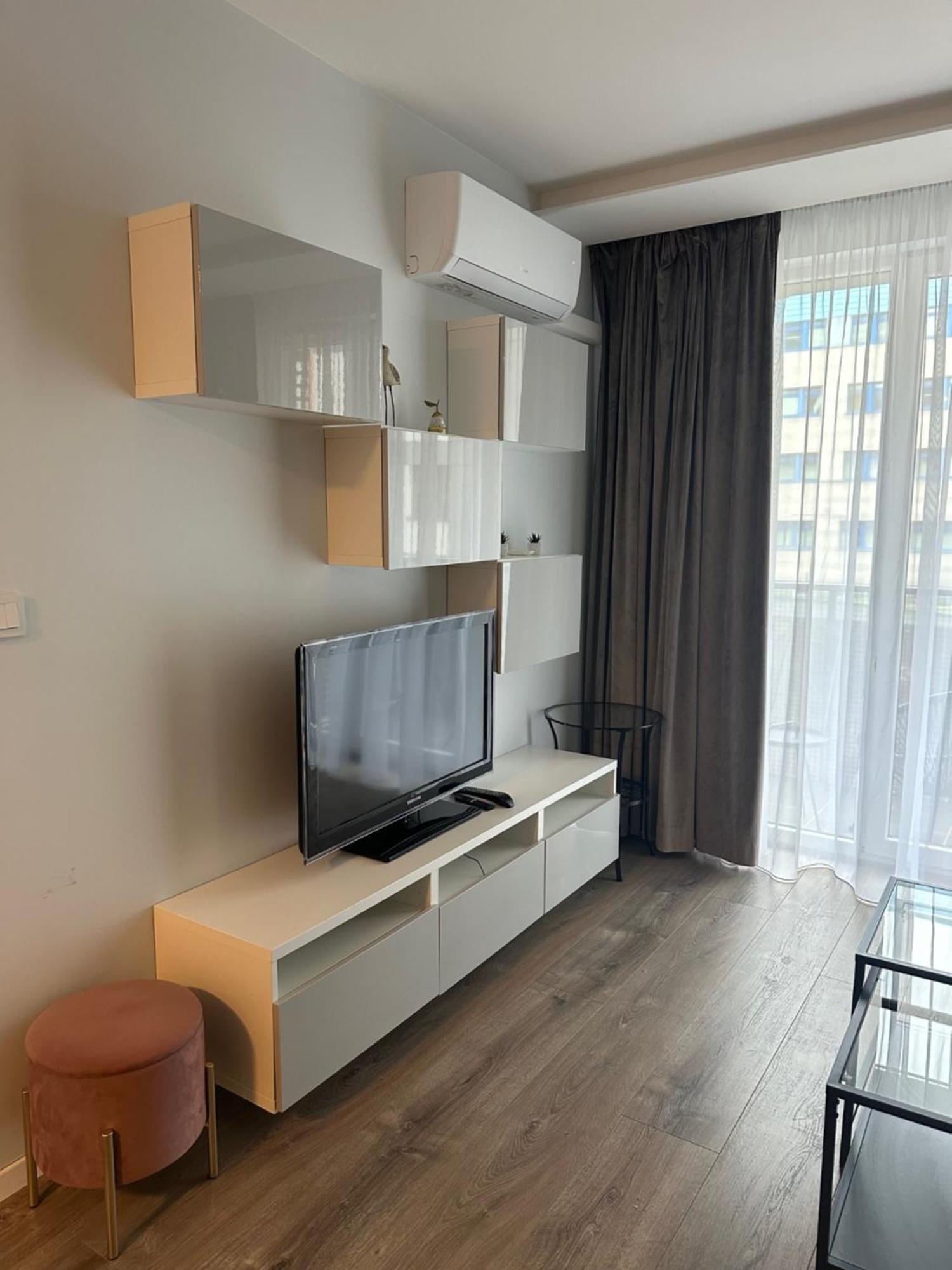 Modern Apartment Near To The Chopin'S Airport Cybernetyki 2A Varsóvia Exterior foto